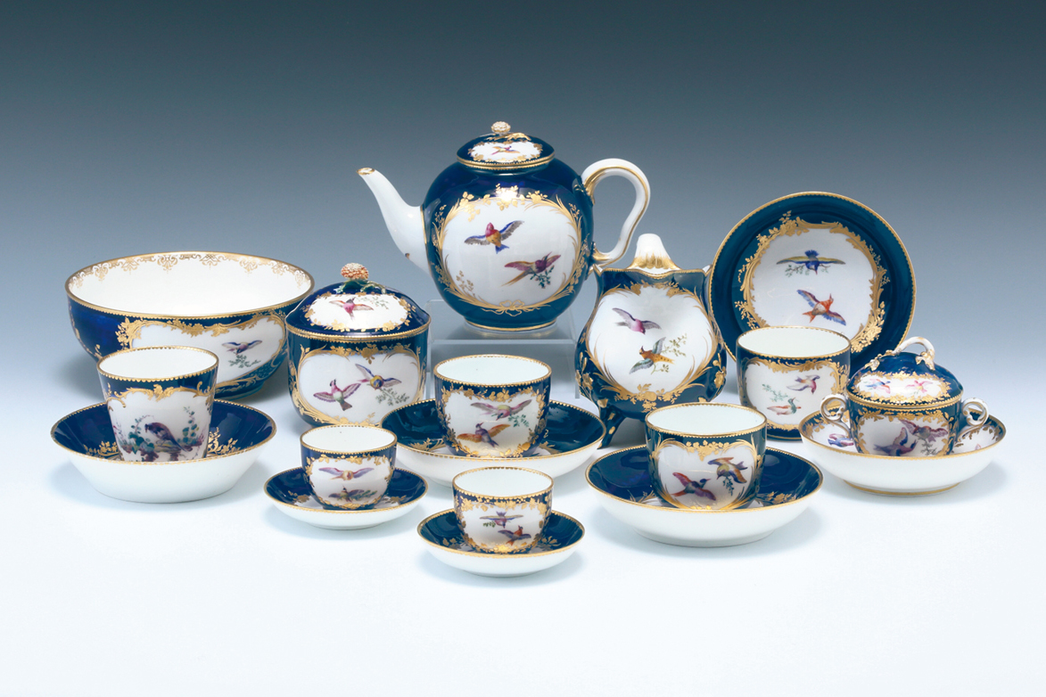 妃たちのオーダーメイド「セーヴル フランス宮廷の磁器」 | 京都新聞