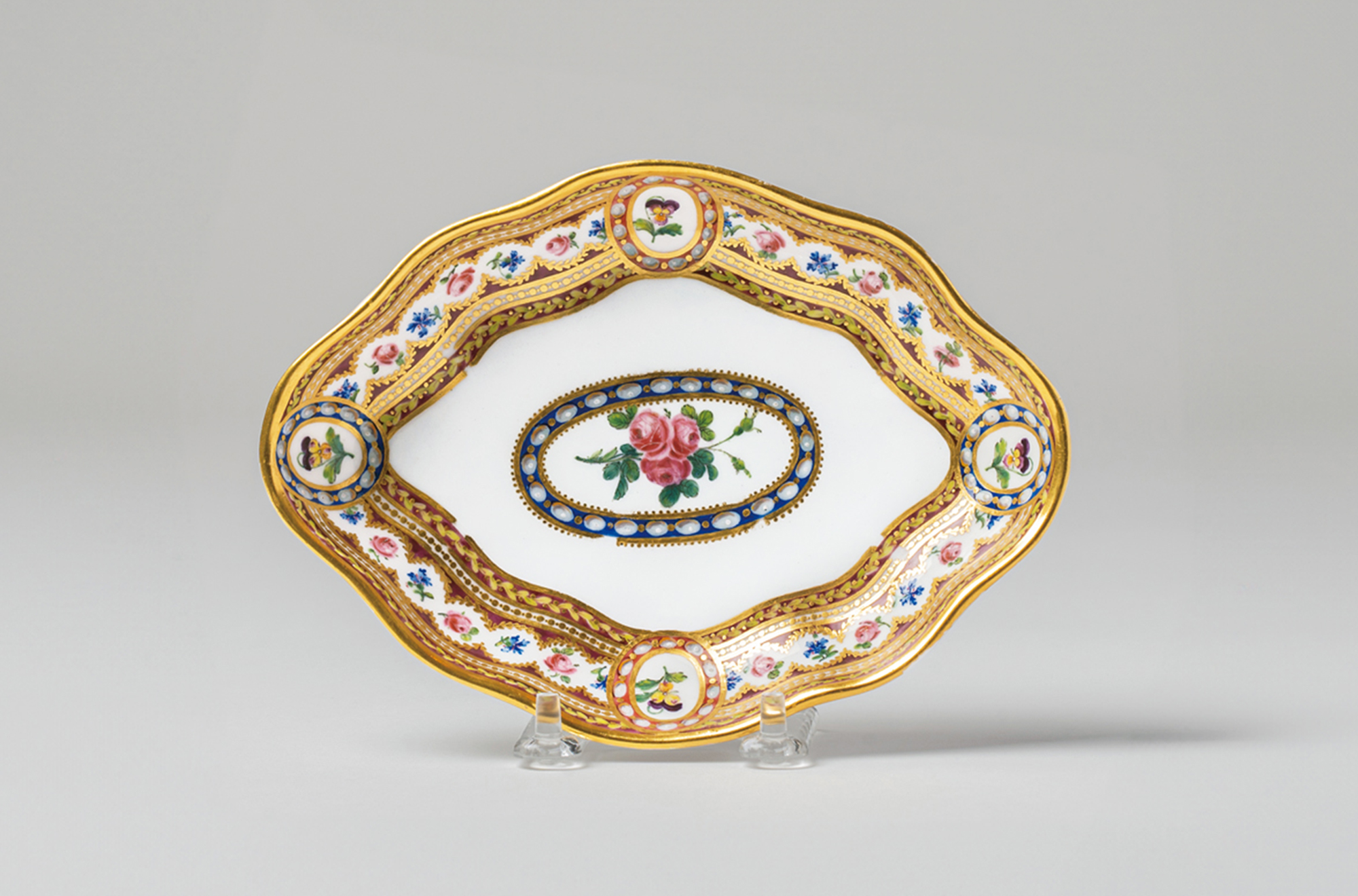 大幅お値下げ‼︎ フレンチセーヴル・陶磁器、宝石箱 大幅お値下げ‼︎ フレンチセーヴル・陶磁器、宝石箱 大幅お値下げ