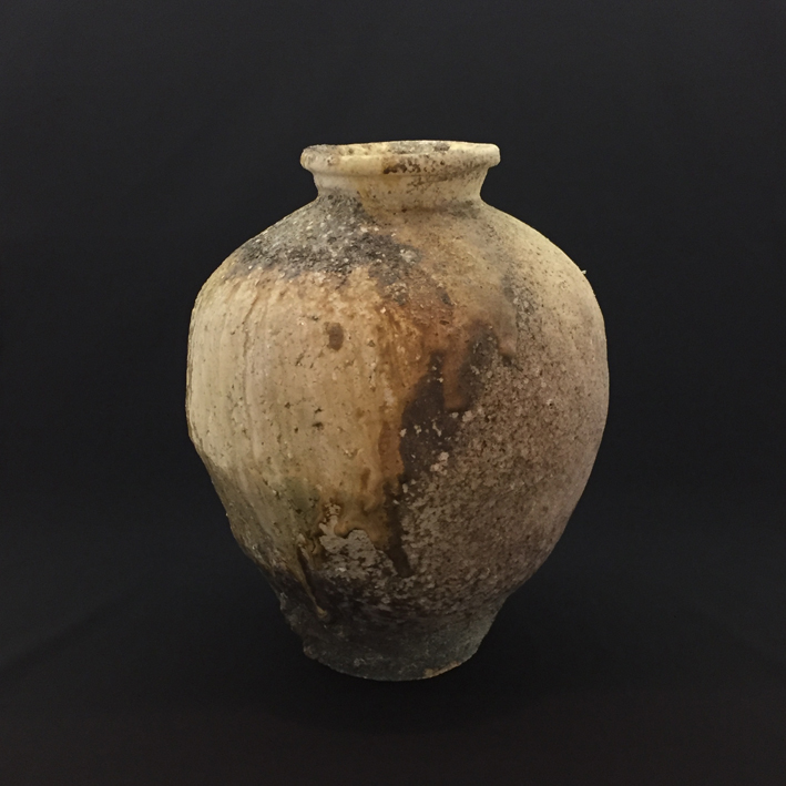 土と灰が噛み付き合う窯変を求めて「篠原希」 | 湖都しるべ ～陶芸の森