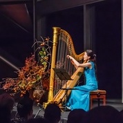 秋の夜間コンサート～グランドハープの弾き歌いとフルートの協演～が開催されます！